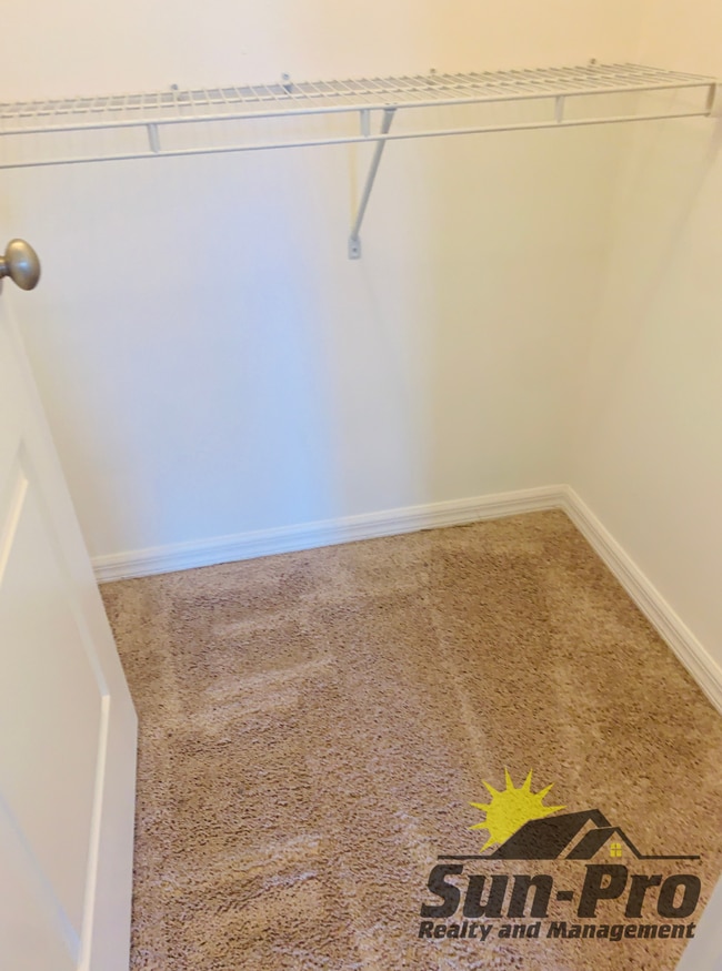 Building Photo - 147 Aston Grande Dr