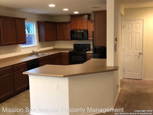Building Photo - 3 br, 2.5 bath House - 9963 Balboa Island