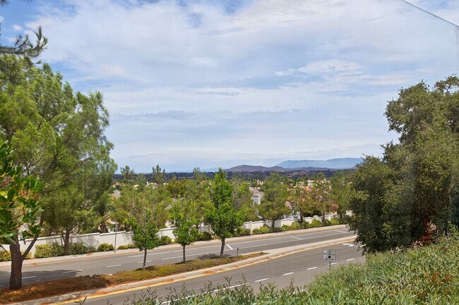Building Photo - Most Desireable Neighborhood in Temecula  Eastridge by Redhawk
