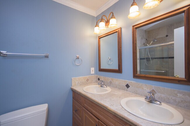 Building Photo - All on one level comfort rancher