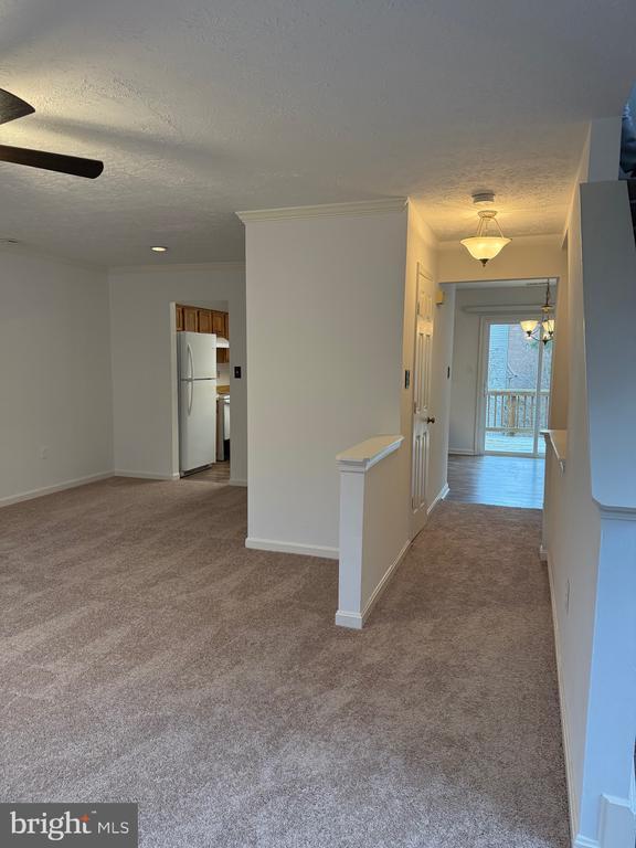 Building Photo - 402 Shaw Ct