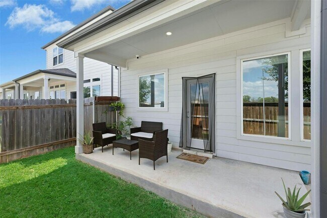Building Photo - 17300 Monastrell Ln