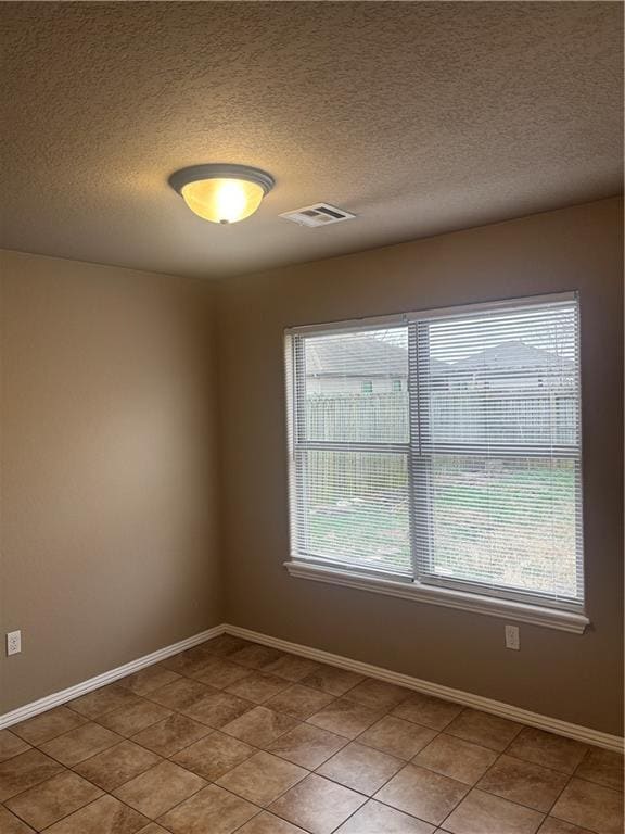 Building Photo - 320 Violet St