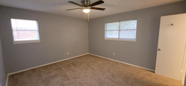Building Photo - 7821 Natalie Dr