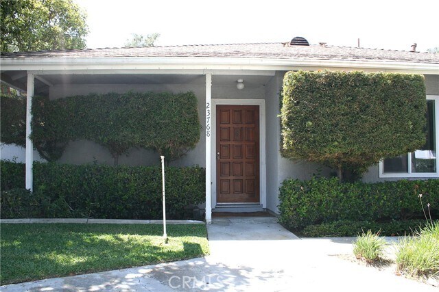 Building Photo - 23768 N Shore Ln