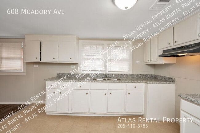 Building Photo - 608 McAdory Alley