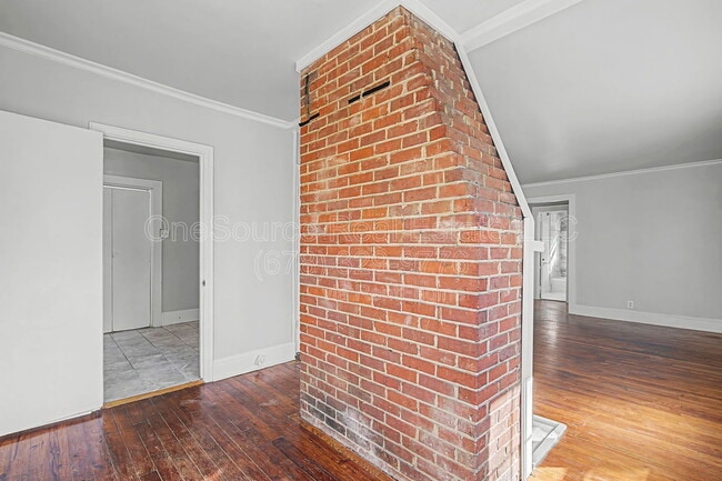 Building Photo - 1895 Markone St NW