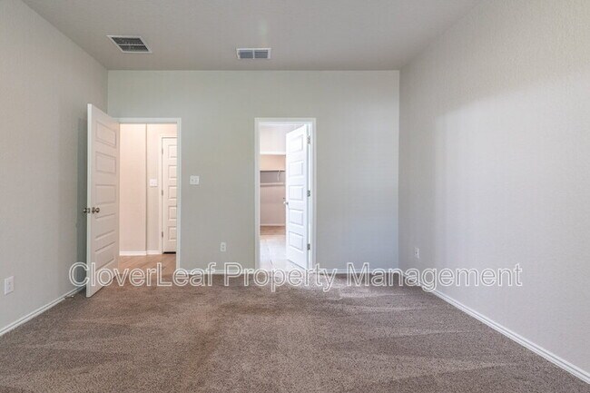 Building Photo - 5043 Segovia Way