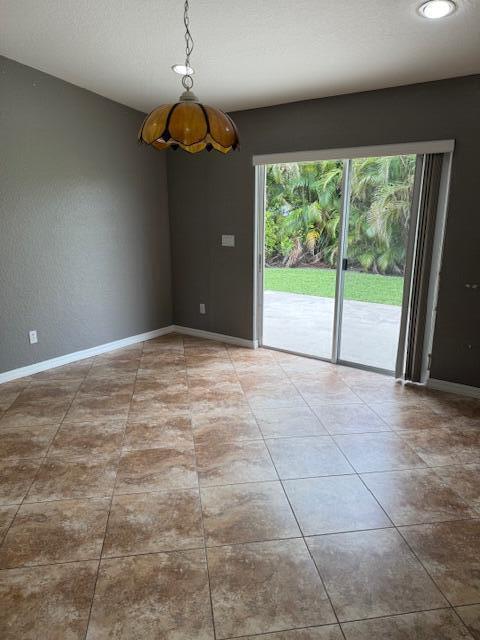 Building Photo - 2082 SW Newport Cir
