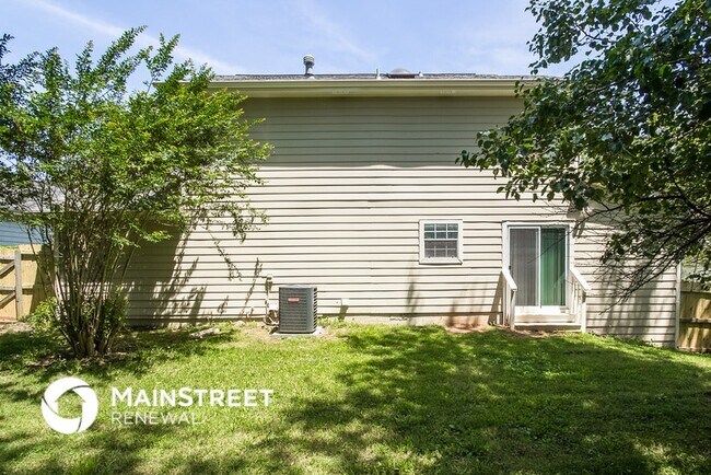 Building Photo - 5883 Old Wellborn Trce