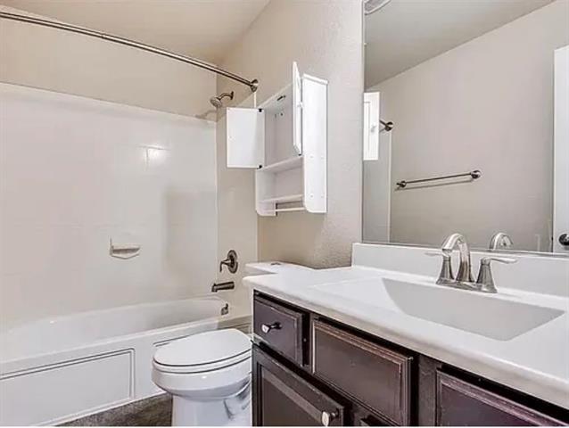 Building Photo - 12532 Ocean Spray Dr