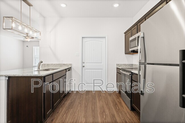 Building Photo - 5308 Rose Gdn Lp