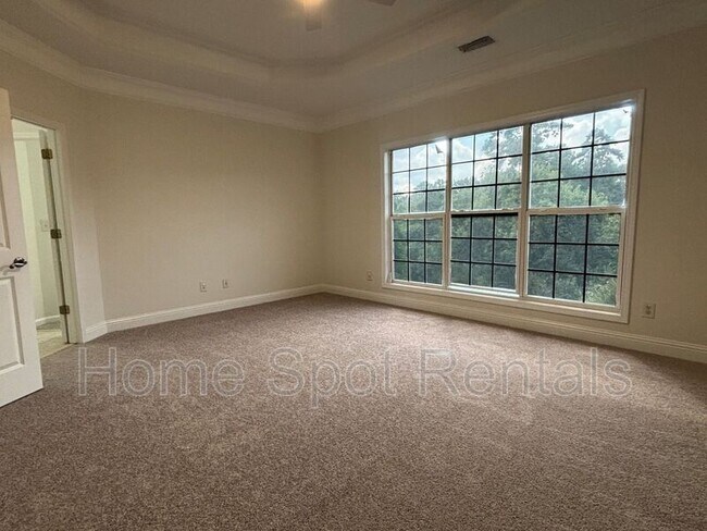 Building Photo - 2664 Rivers Edge Dr NE
