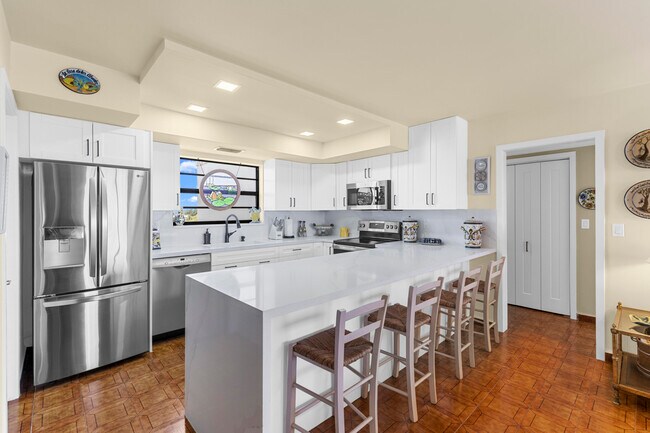 Building Photo - 3951 N Ocean Blvd