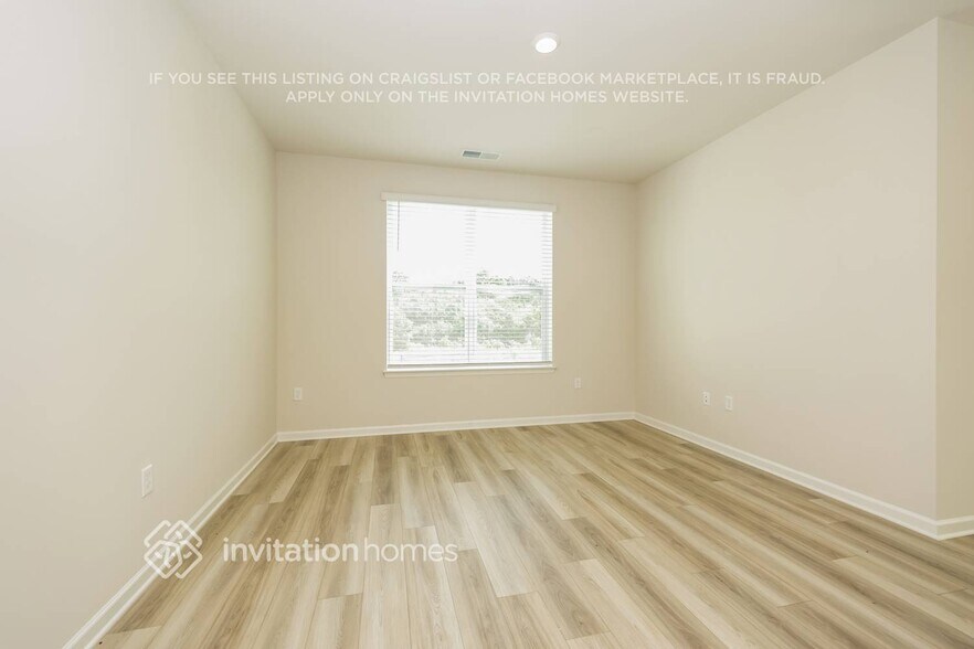 Building Photo - 1000 Legacy Ct