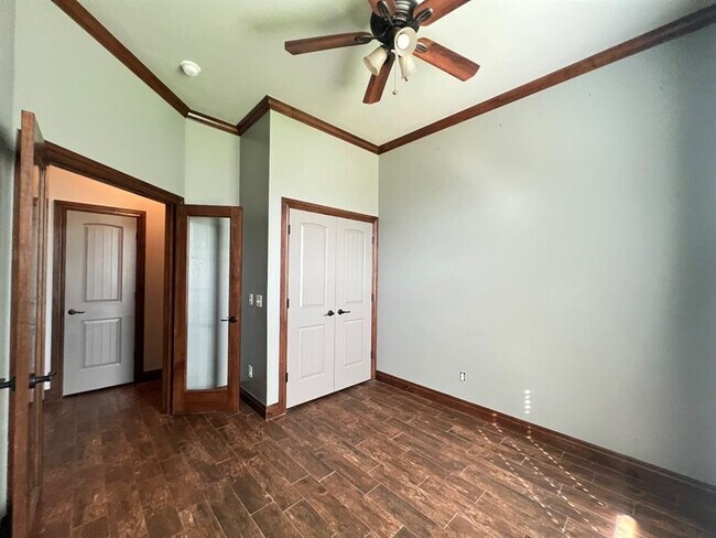 Building Photo - 11713 SW 14th St