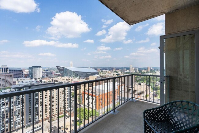 Building Photo - 929 Portland Ave