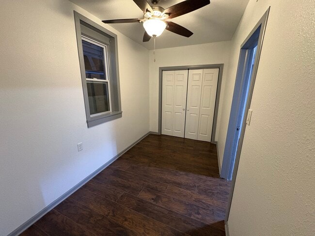 Building Photo - 1941-1939 S Winona Ln