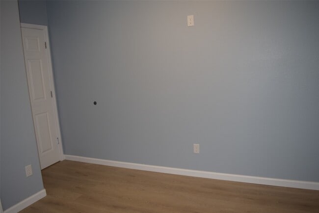 Building Photo - 331 Tite St