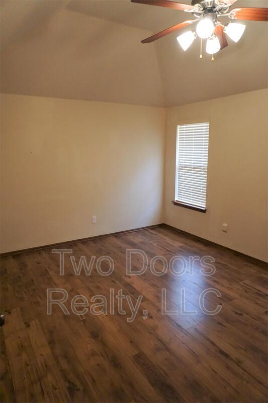 Building Photo - 9601 Crooked Creek Ln