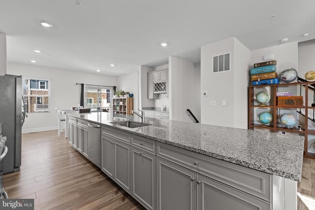 Building Photo - 4108 Hatley Pl