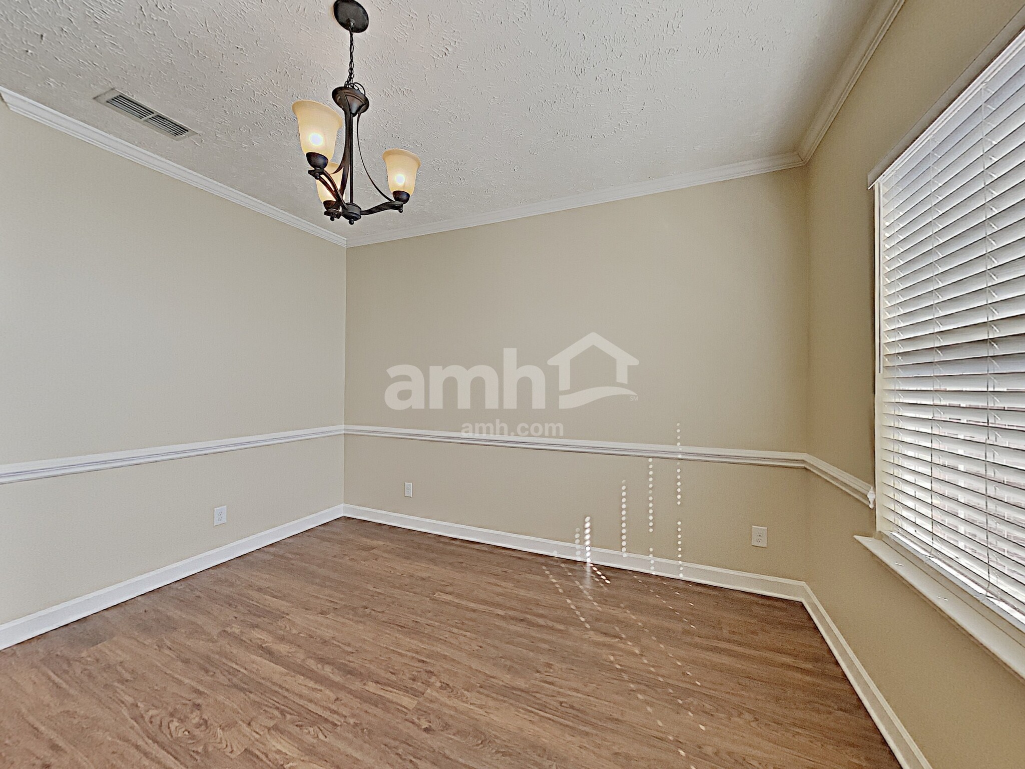 Building Photo - 808 Ottoe Ct