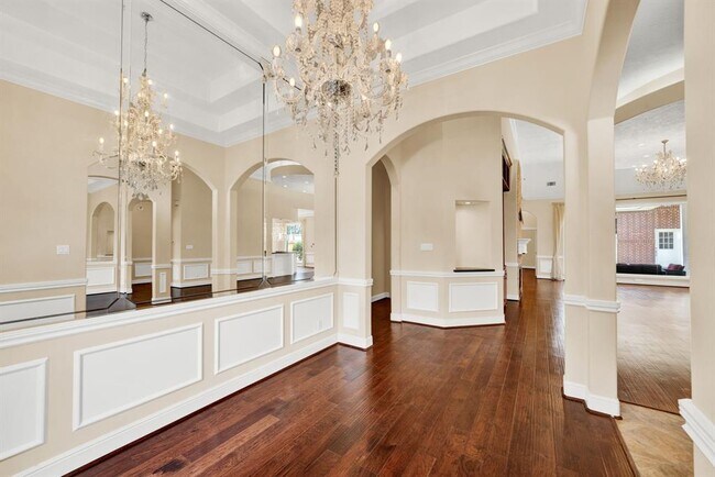 Building Photo - 4317 Willowbend Blvd