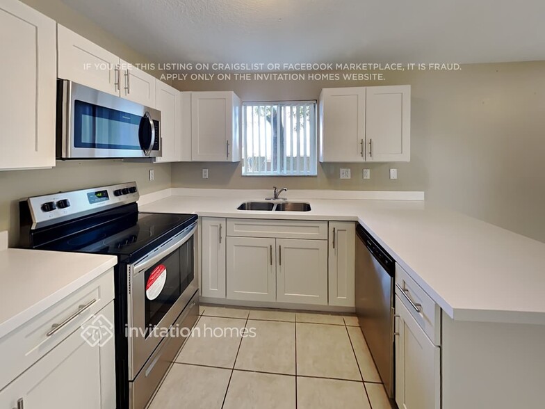 Building Photo - 16233 SW 96th Terrace