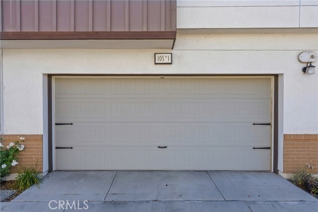 Building Photo - 105 Red Brick Dr
