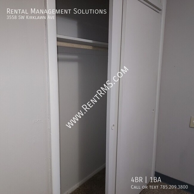 Building Photo - 3558 SW Kirklawn Ave