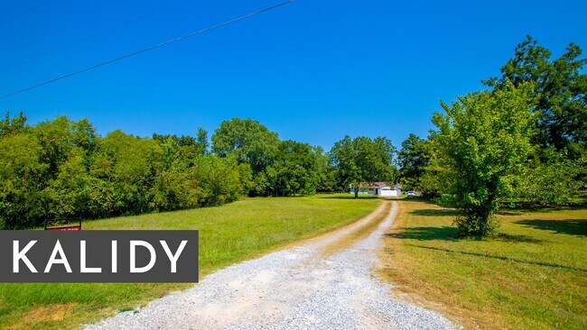 Building Photo - 12809 Buckboard Rd