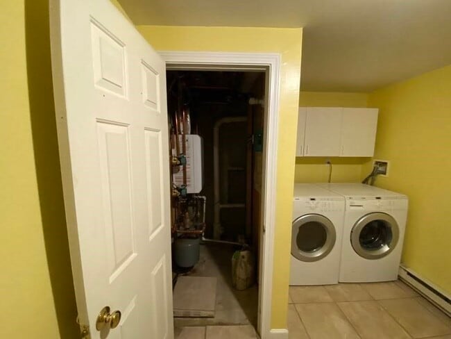 Building Photo - 37 Glen Ave