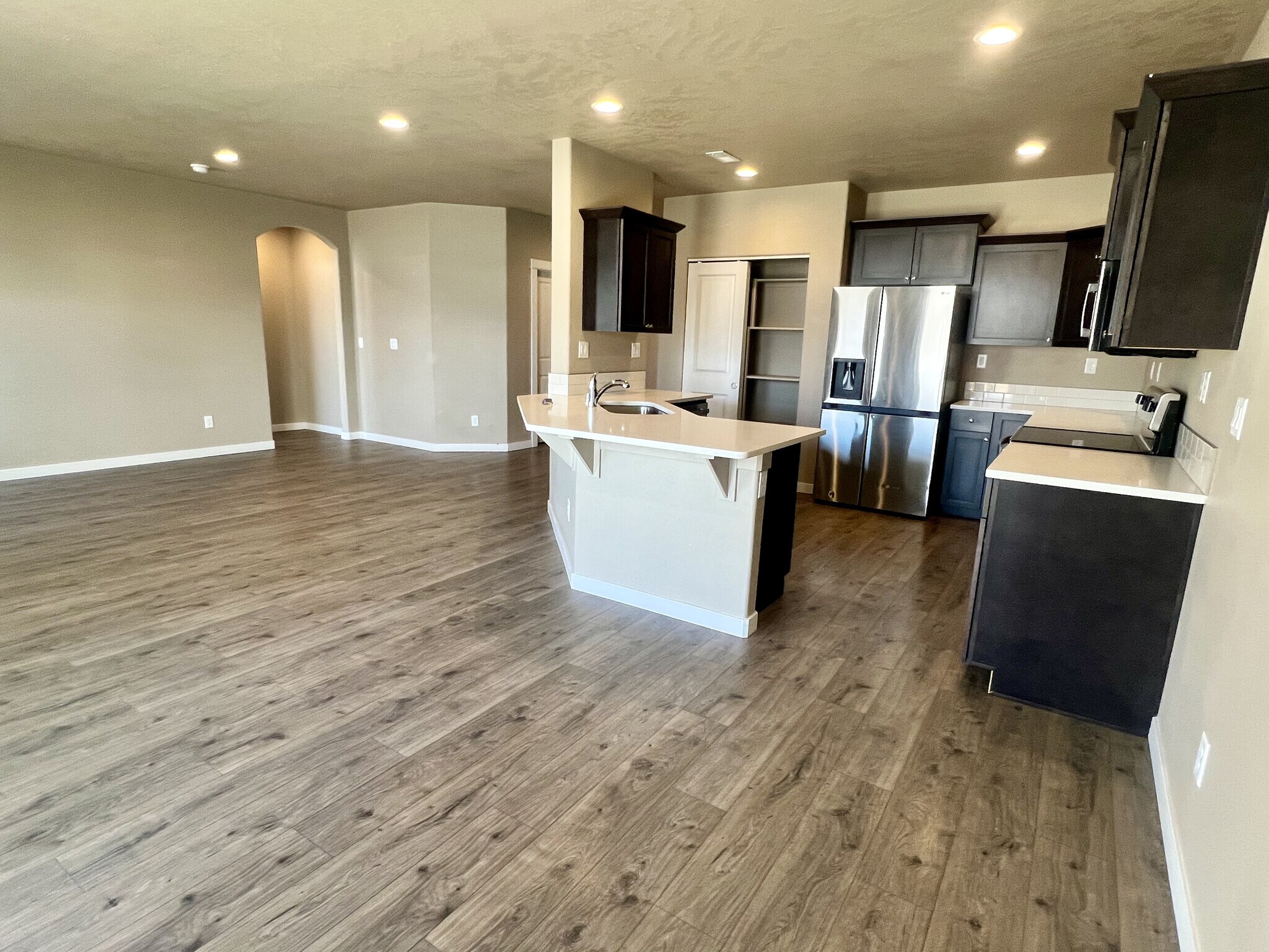 Building Photo - 2395 Chelan St