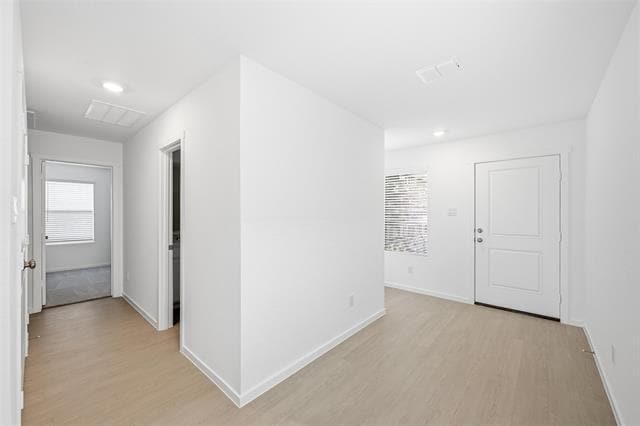 Building Photo - 1532 Elliott Rd