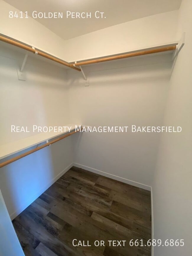 Building Photo - 8411 Golden Perch Ct