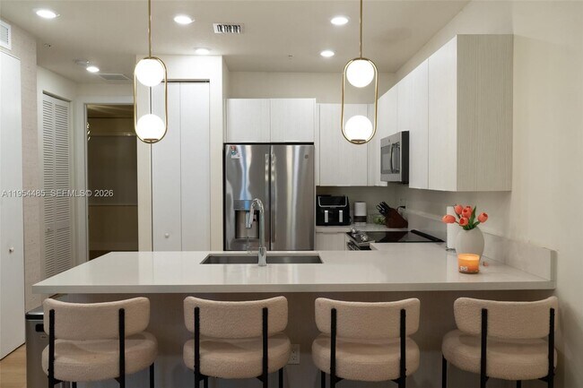 Building Photo - 10229 NW 64th Terrace