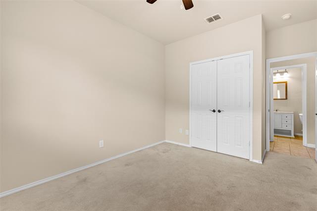 Building Photo - 504 Teal Ln