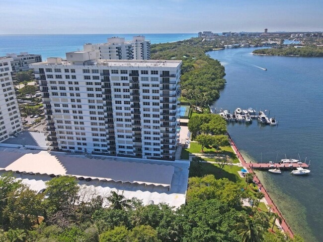 Building Photo - 2121 N Ocean Blvd