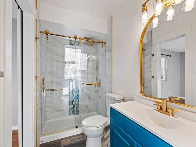 Building Photo - Amazing 4 Bed 2 Bath Home- Fort Collins, CO!