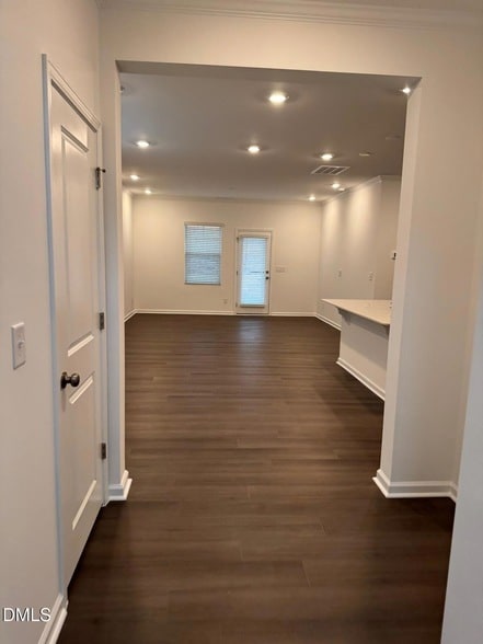 Building Photo - 214 S Finley Lndg Pkwy