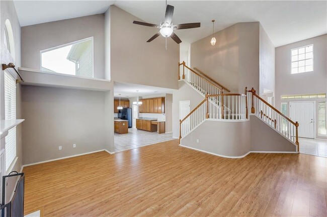 Building Photo - 1003 Antelope Ridge