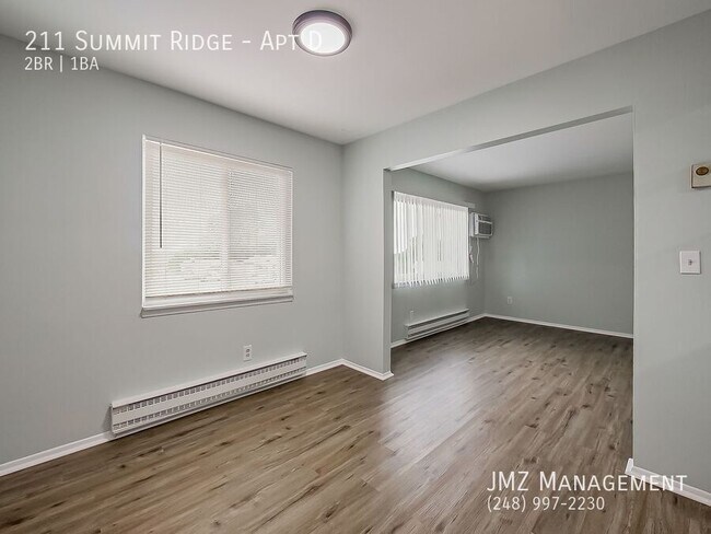 Building Photo - 211 Summit Ridge-Apt D