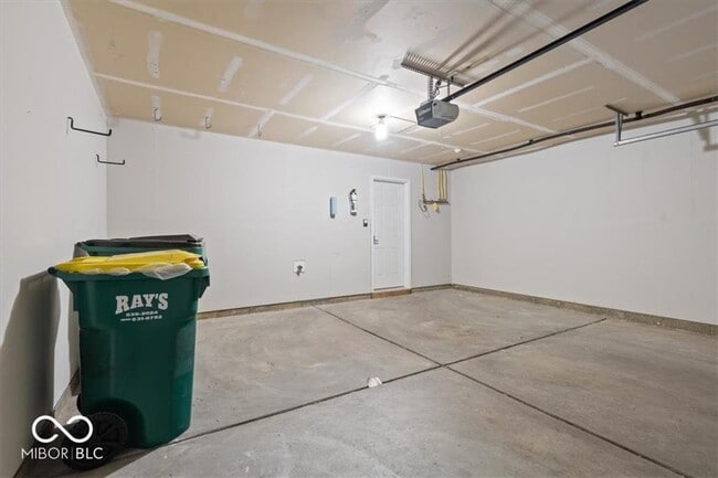 Building Photo - 172 Straughn Ln