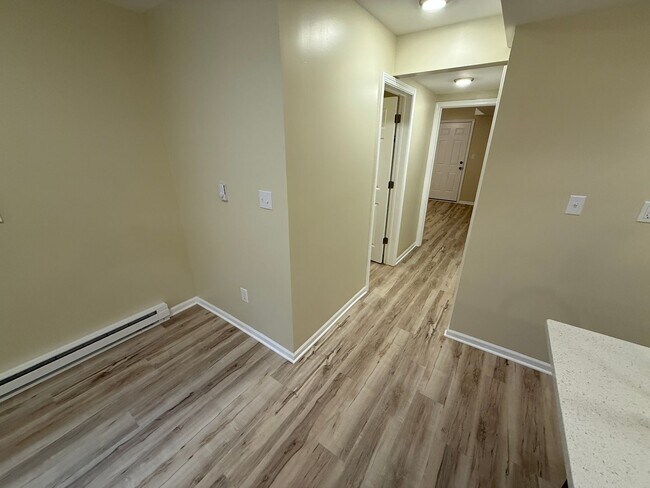 Building Photo - 2537-39 N. Weil St.