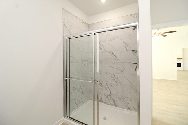 Building Photo - 2309 Langford St