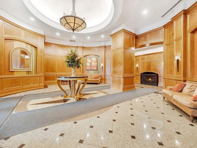 Building Photo - 1008 Portland Ave