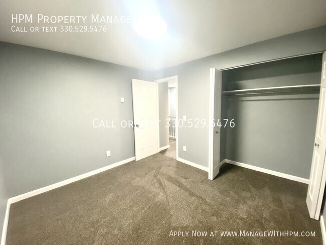 Building Photo - 1021 Pittsburg Ave NW