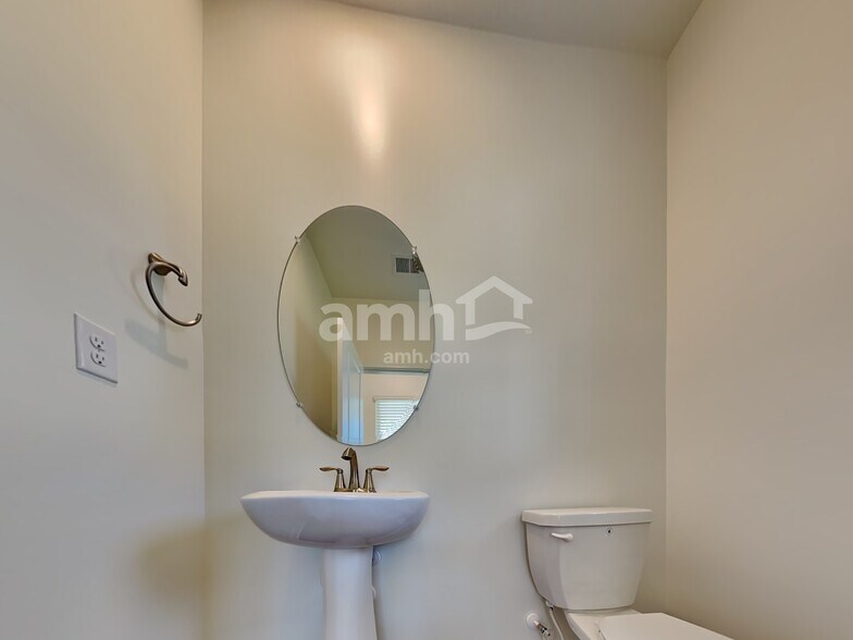 Building Photo - 1151 Alice Smalls Rd