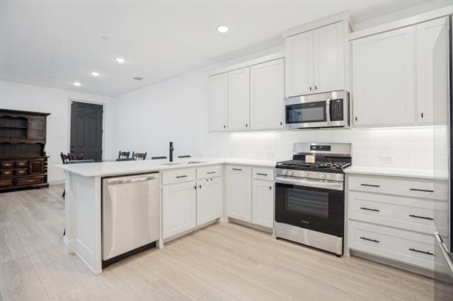Building Photo - 420 Parkside Dr