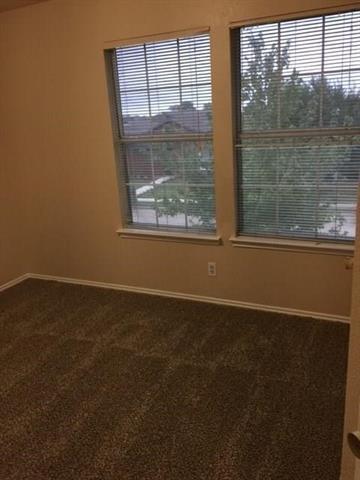 Building Photo - 2917 Mayfair Ln